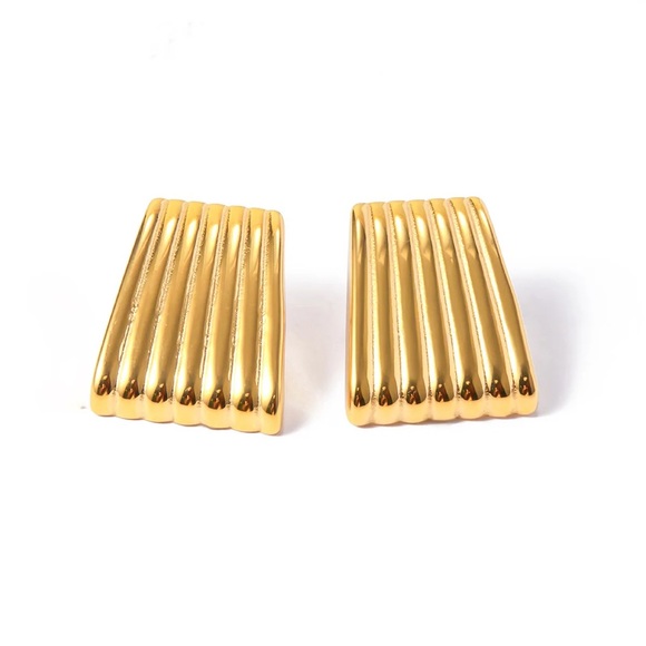 18K Gold Geometric Rectangular Earrings*Vintage Earrings*Ribbed Earrings*JD - Picture 2 of 6